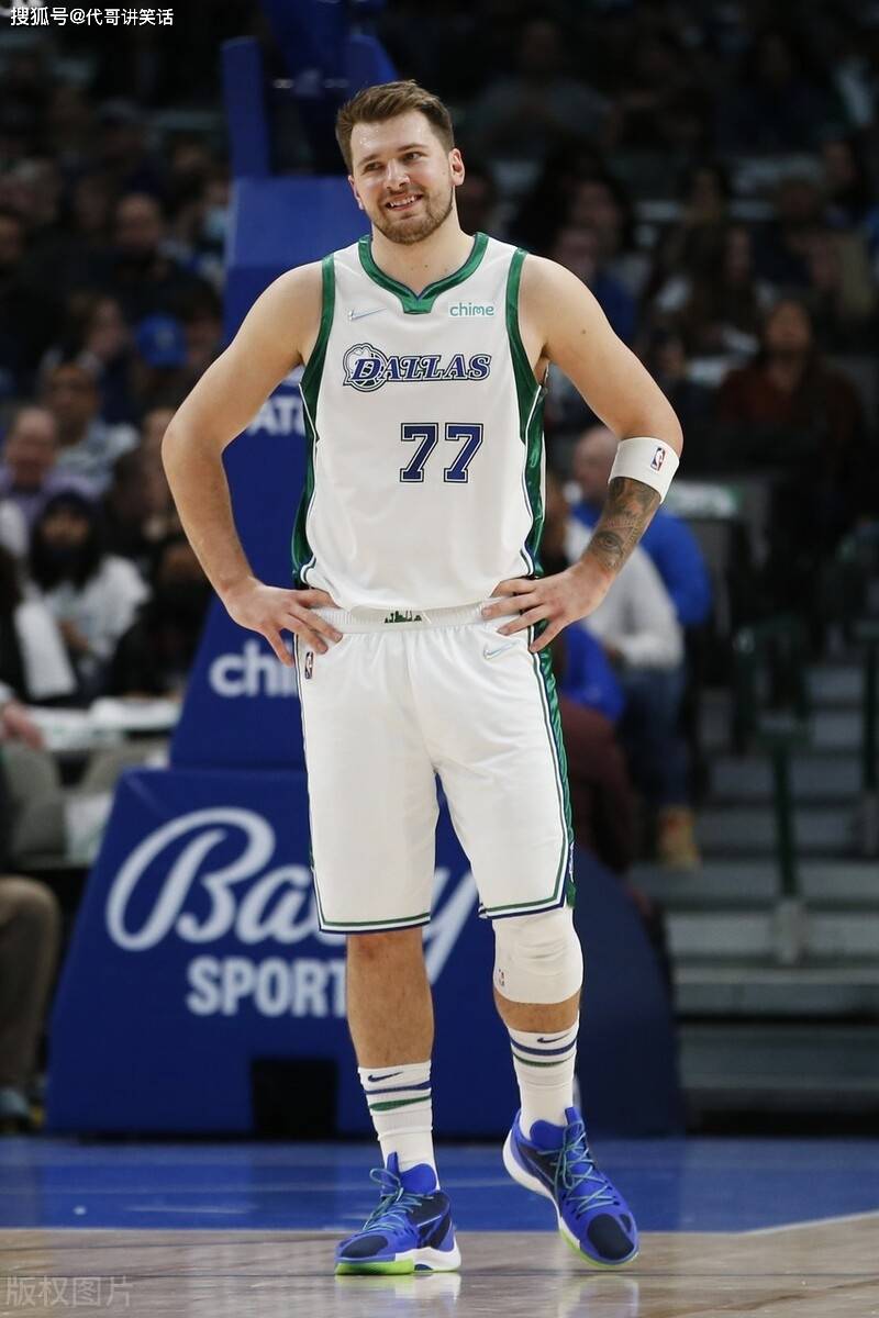 爱游戏官网-TheShy在掘金比赛中势不可挡尼斯冲刺阶段豪取连胜，华盛顿奇才迎国王杯关键赛瞬间刷屏