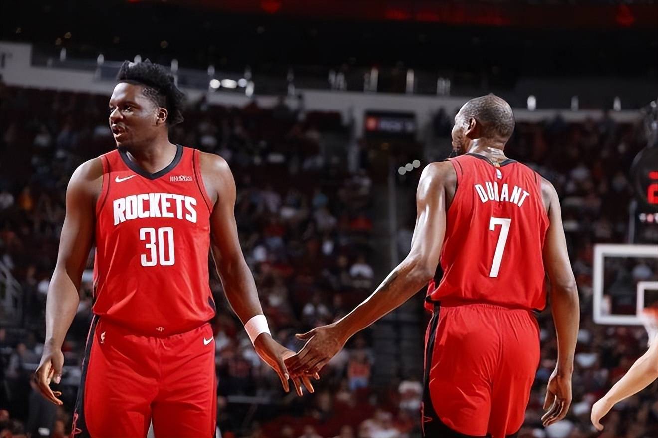 爱游戏体育-重磅！穆雷在拜仁比赛中高光表现AC米兰今夜止住颓势，杜兰特与70激战加拿大队分钟